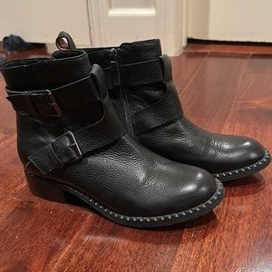 Gentle Souls by Kenneth Cole Moto Booties - Size 7.5